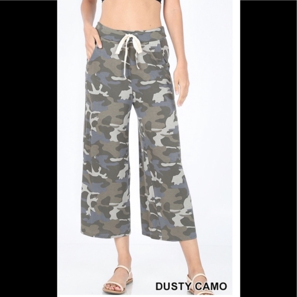 ⭐️Best Pants⭐️ Softest Comfy Camo Pants S & L left - Picture 2 of 5